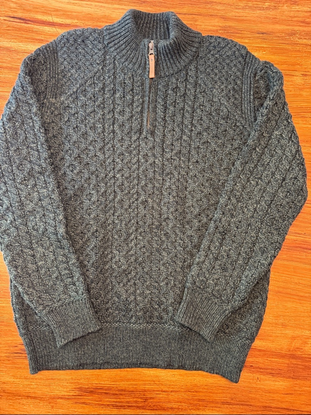 Aran Crafts Men's Olive Green Cable Knit Zip Sweater

Bought IN IRELAND!